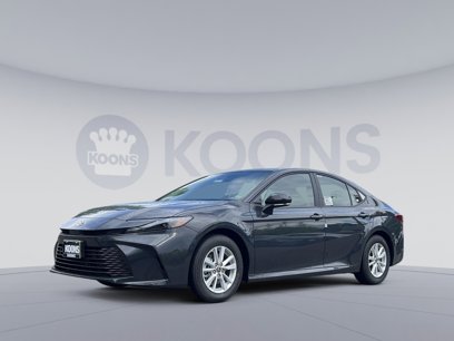 New 2025 Toyota Camry LE