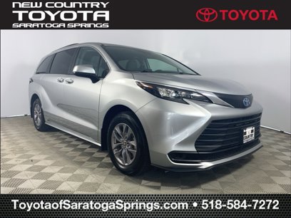 Used 2024 Toyota Sienna LE
