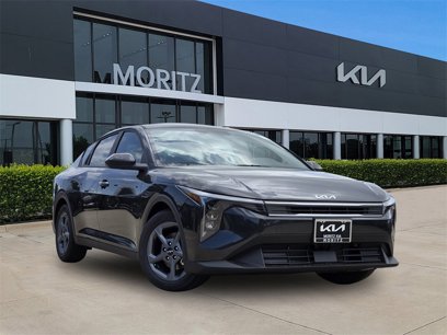 New 2025 Kia K4 LXS