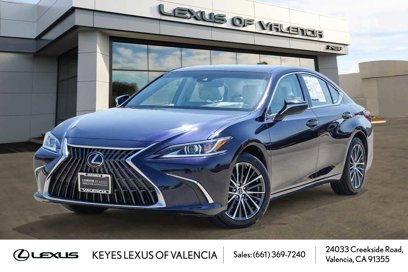 Certified 2022 Lexus ES 350 w/ Premium Package