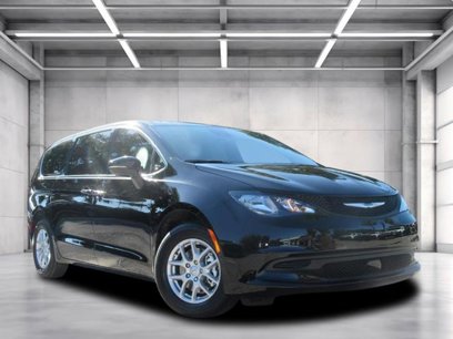 New 2025 Chrysler Voyager LX