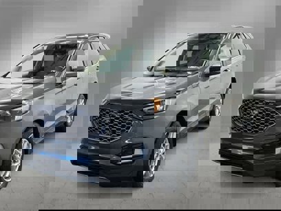 Used 2023 Ford Edge SEL
