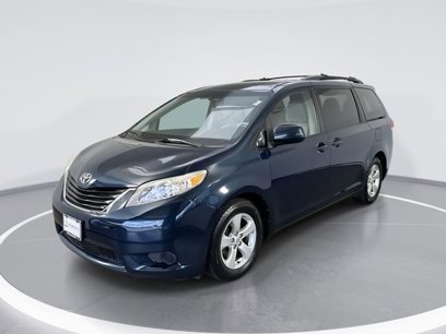 Used 2011 Toyota Sienna LE