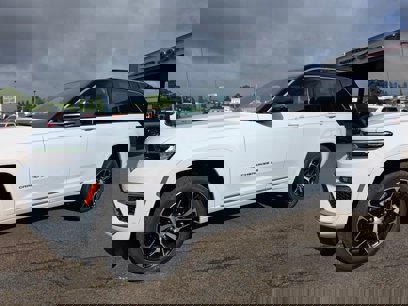 New 2025 Jeep Grand Cherokee Summit