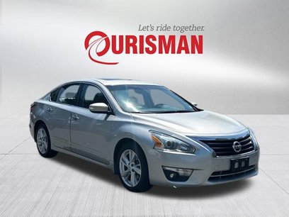Used 2014 Nissan Altima 2.5 SL w/ Technology Package