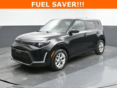 Used 2023 Kia Soul LX w/ LX Technology Package