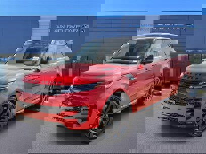 New 2025 Land Rover Range Rover Sport SE