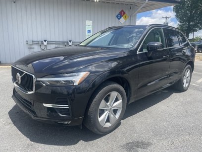 Used 2022 Volvo XC60 B5 Momentum