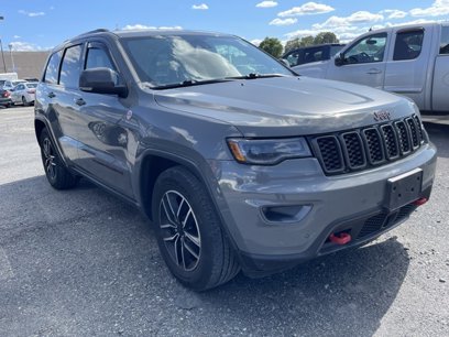Used 2021 Jeep Grand Cherokee Trailhawk w/ Trailhawk Luxury Group