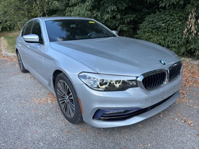 Used 2018 BMW 530e xDrive w/ Premium Package 2