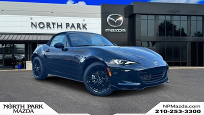 New 2025 MAZDA MX-5 Miata Club w/ Interior Package