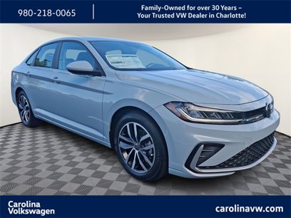 New 2025 Volkswagen Jetta SE