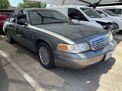 Used 2002 Ford Crown Victoria