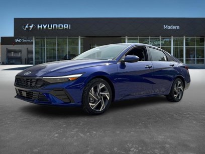 New 2025 Hyundai Elantra SEL