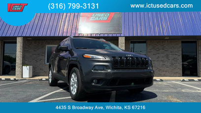 Used 2017 Jeep Cherokee Latitude w/ Cold Weather Group