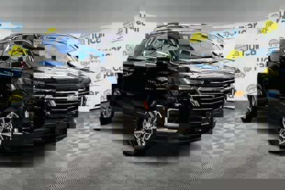 Used 2023 Chevrolet Traverse LT