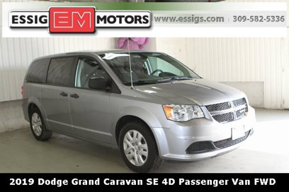 Used 2019 Dodge Grand Caravan SE w/ UConnect Hands-Free Group