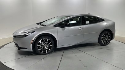 New 2025 Toyota Prius Plug-In Hybrid