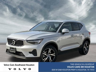 Certified 2025 Volvo XC40 B5 Core