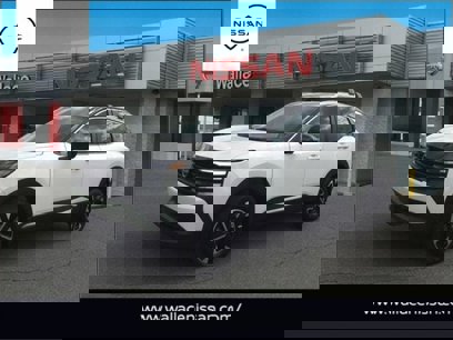 New 2025 Nissan Kicks SV w/ SV Premium Package