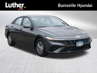 Certified 2025 Hyundai Elantra SE