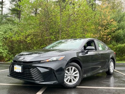 New 2025 Toyota Camry LE