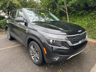 Certified 2022 Kia Seltos LX