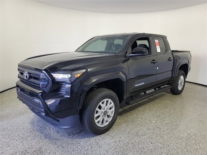 New 2024 Toyota Tacoma SR5