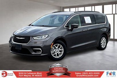 Used 2022 Chrysler Pacifica Touring-L