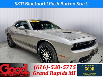 Used 2016 Dodge Challenger SXT