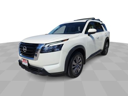 Used 2023 Nissan Pathfinder SV w/ SV Premium Package