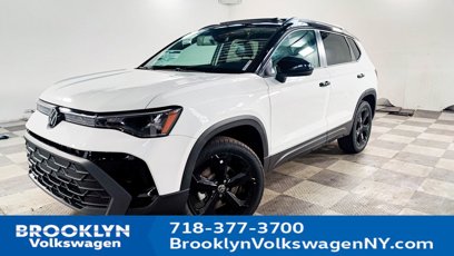 New 2025 Volkswagen Taos SE