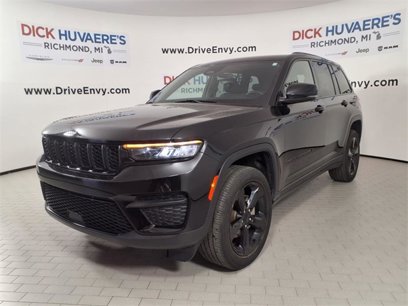 Used 2022 Jeep Grand Cherokee Altitude