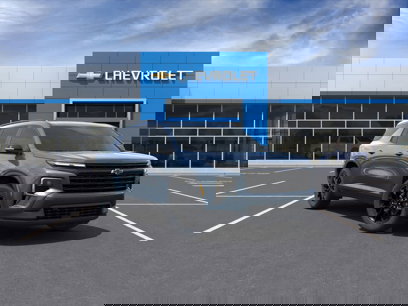 New 2025 Chevrolet Traverse LT w/ Midnight/Sport Edition