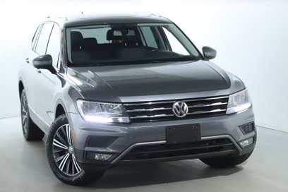 Used 2018 Volkswagen Tiguan SEL