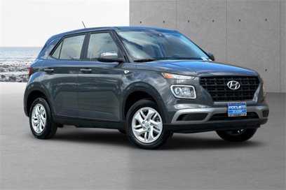 New 2025 Hyundai Venue SE