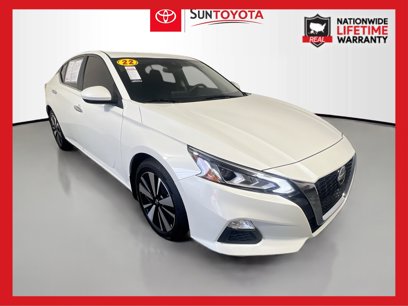 Used 2022 Nissan Altima 2.5 SV