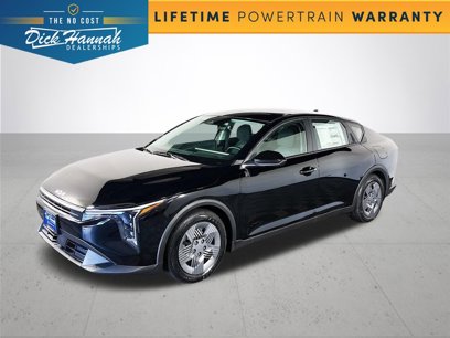New 2025 Kia K4 LX