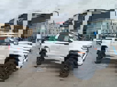 New 2025 GMC Canyon Elevation w/ Convenience Package