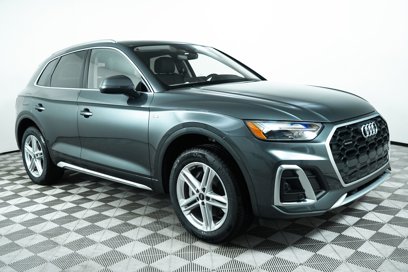 New 2024 Audi Q5 e Premium Plus