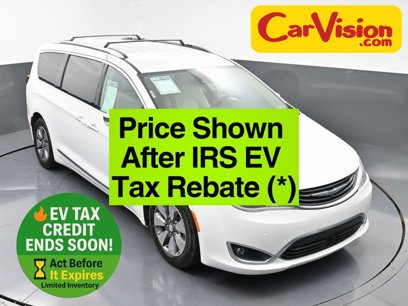 Used 2017 Chrysler Pacifica Platinum