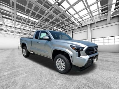 New 2025 Toyota Tacoma SR5