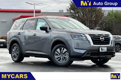 New 2025 Nissan Pathfinder S
