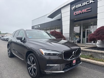 Used 2022 Volvo XC60 B5 Inscription w/ Climate Package