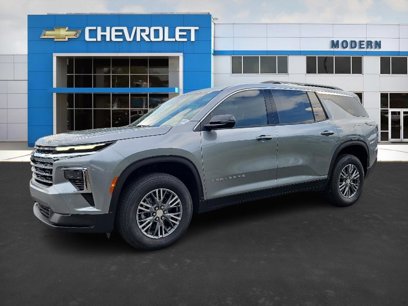 New 2025 Chevrolet Traverse LT