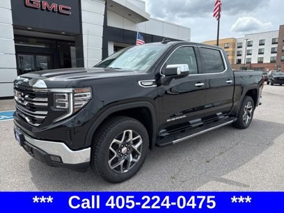 New 2025 GMC Sierra 1500 SLT