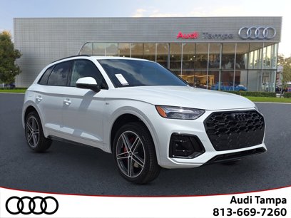 New 2025 Audi Q5 e Premium Plus
