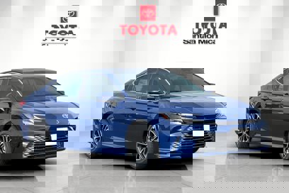 New 2025 Toyota Camry XLE