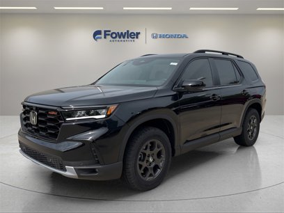 New 2025 Honda Pilot TrailSport