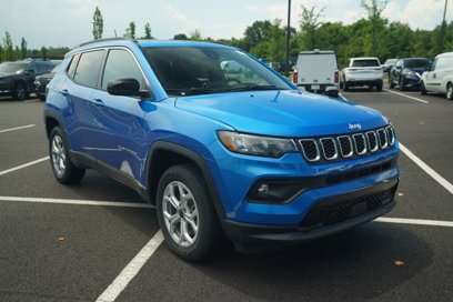 New 2025 Jeep Compass Latitude w/ Sun and Sound Group